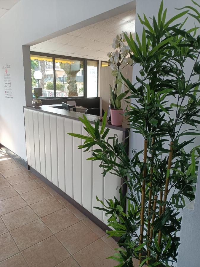 Hotel La Torre Cervia Dış mekan fotoğraf